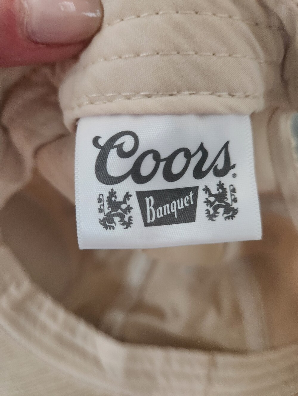 Coors Corduroy Snap Back Baseball Cap in Beige with Red Logo, Like New - Picture 2 of 8